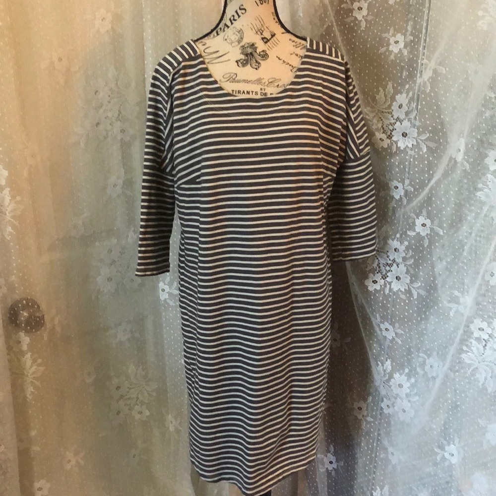 FIG Gray and White Strip Boat Neck Casual Dress 3/4 Drop Shoulder Sleeves EUC